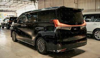 Lexus LM 300H 2021 Black full
