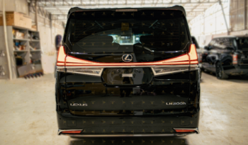 Lexus LM 300H 2021 Black full