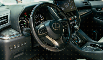 Lexus LM 300H 2021 Black full