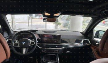 BMW X7 M Sport L 2023 full