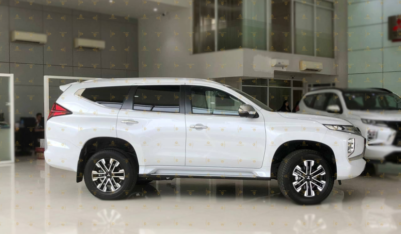 Pajero Sport 2023 full