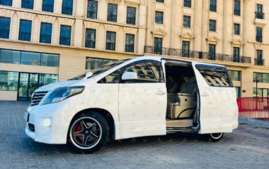 2011 Toyota Alphard