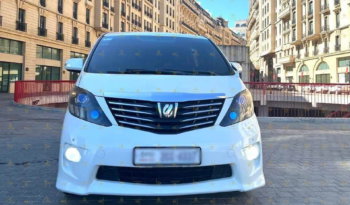 2011 Toyota Alphard full