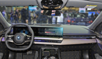 2025 BMW i5 xDrive50L Deluxe Package full