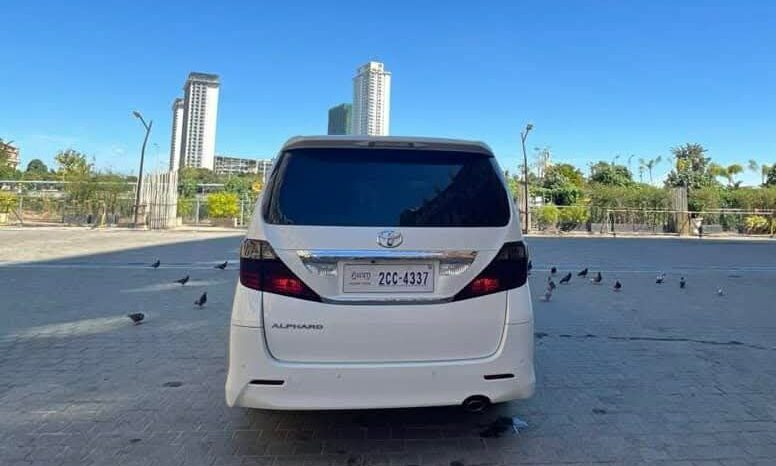 2011 Toyota Alphard full