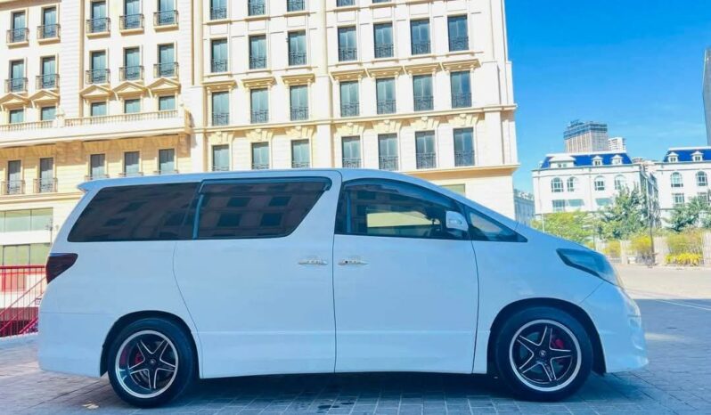 2011 Toyota Alphard full