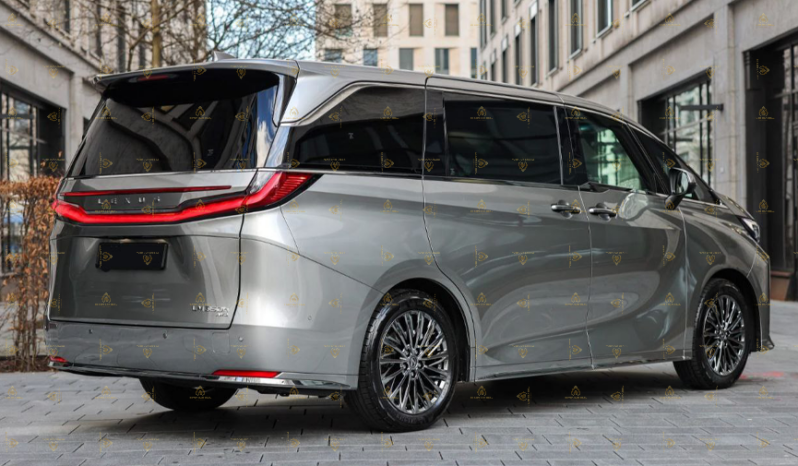 2025 Lexus LM350h 4-Seater full