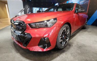 2024 BMW i5 M60