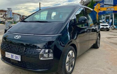 2022 Hyundai Staria – Van 11 Seats